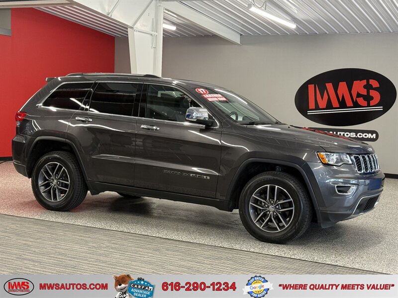 2017 Jeep Grand Cherokee Limited   - Photo 1 - Grand Rapids, MI 49504