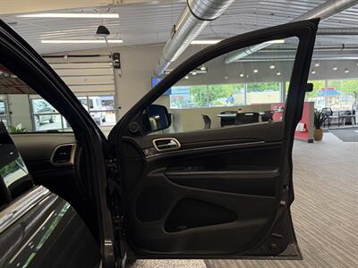 2017 Jeep Grand Cherokee Limited   - Photo 19 - Grand Rapids, MI 49504
