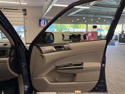 2013 Subaru Forester 2.5X Premium   - Photo 12 - Grand Rapids, MI 49504