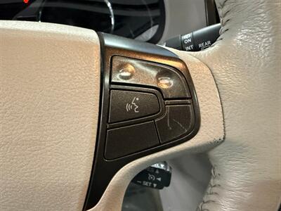 2013 Toyota Sienna Limited 7-Passenger - Photo 39 - Grand Rapids, MI 49504