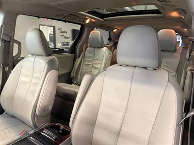 2013 Toyota Sienna Limited 7-Passenger - Photo 38 - Grand Rapids, MI 49504