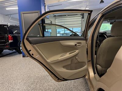 2011 Toyota Corolla LE   - Photo 17 - Grand Rapids, MI 49504