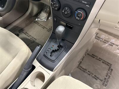 2011 Toyota Corolla LE   - Photo 21 - Grand Rapids, MI 49504