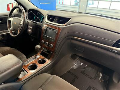2013 Chevrolet Traverse LT   - Photo 10 - Grand Rapids, MI 49504