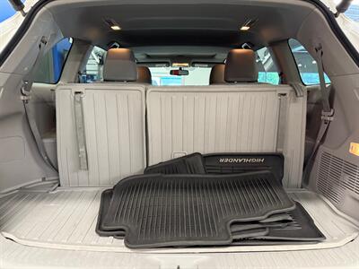 2015 Toyota Highlander Limited   - Photo 14 - Grand Rapids, MI 49504