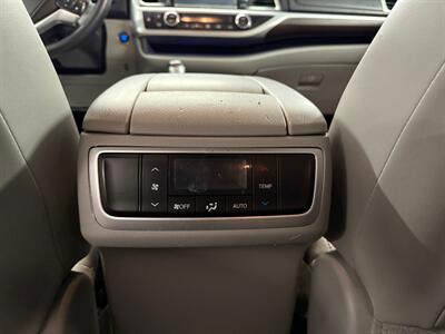 2015 Toyota Highlander Limited   - Photo 19 - Grand Rapids, MI 49504