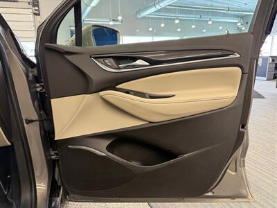 2018 Buick Enclave Essence   - Photo 13 - Grand Rapids, MI 49504