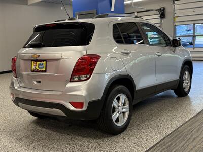 2017 Chevrolet Trax LT - Photo 6 - Grand Rapids, MI 49504