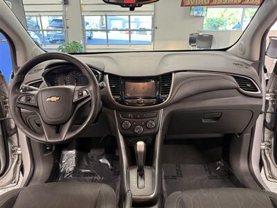 2017 Chevrolet Trax LT - Photo 31 - Grand Rapids, MI 49504