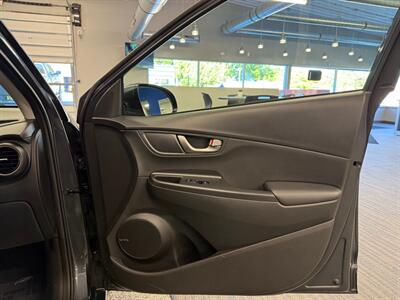 2019 Hyundai KONA Ultimate   - Photo 15 - Grand Rapids, MI 49504