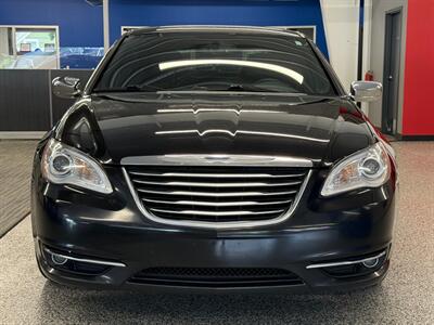 2013 Chrysler 200 Limited   - Photo 2 - Grand Rapids, MI 49504