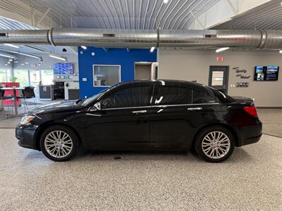 2013 Chrysler 200 Limited   - Photo 4 - Grand Rapids, MI 49504