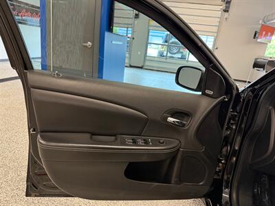 2013 Chrysler 200 Limited   - Photo 17 - Grand Rapids, MI 49504