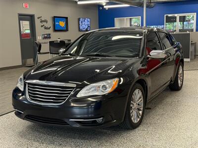 2013 Chrysler 200 Limited   - Photo 3 - Grand Rapids, MI 49504