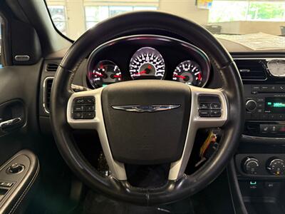 2013 Chrysler 200 Limited   - Photo 25 - Grand Rapids, MI 49504