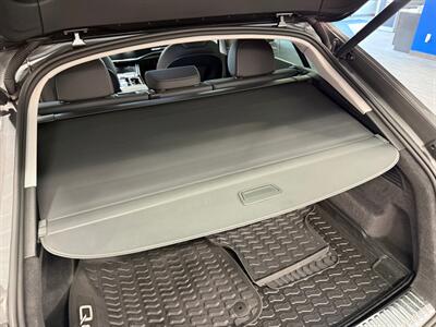 2021 Audi Q8 quattro Premium Plus 55 T   - Photo 33 - Grand Rapids, MI 49504
