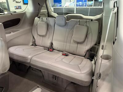 2020 Chrysler Pacifica Touring L   - Photo 22 - Grand Rapids, MI 49504