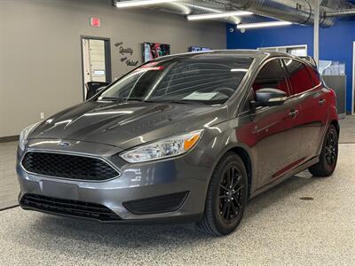 2017 Ford Focus SE   - Photo 4 - Grand Rapids, MI 49504