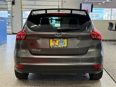 2017 Ford Focus SE   - Photo 7 - Grand Rapids, MI 49504