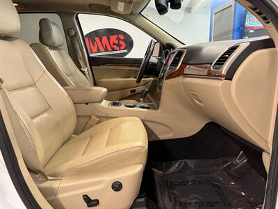 2013 Jeep Grand Cherokee Limited   - Photo 12 - Grand Rapids, MI 49504