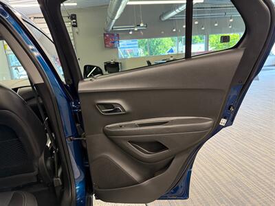 2019 Chevrolet Trax LT   - Photo 14 - Grand Rapids, MI 49504