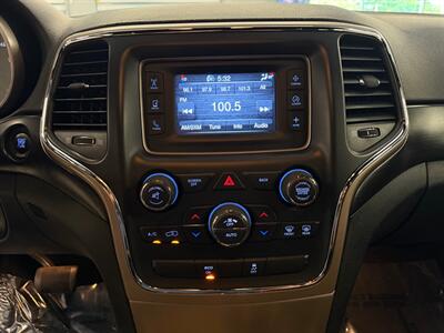 2014 Jeep Grand Cherokee Laredo   - Photo 33 - Grand Rapids, MI 49504