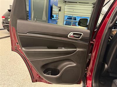 2019 Jeep Grand Cherokee Limited   - Photo 14 - Grand Rapids, MI 49504