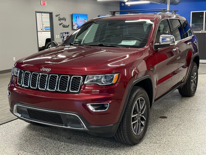 2019 Jeep Grand Cherokee Limited photo 3