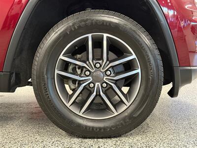 2019 Jeep Grand Cherokee Limited   - Photo 38 - Grand Rapids, MI 49504