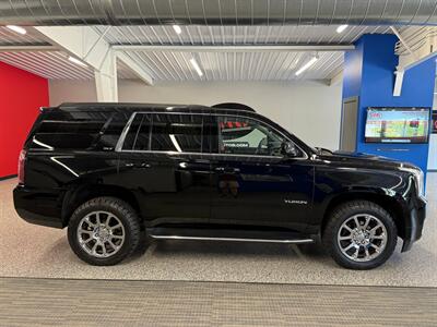 2017 GMC Yukon SLT   - Photo 8 - Grand Rapids, MI 49504