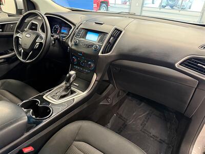 2016 Ford Edge SEL   - Photo 10 - Grand Rapids, MI 49504