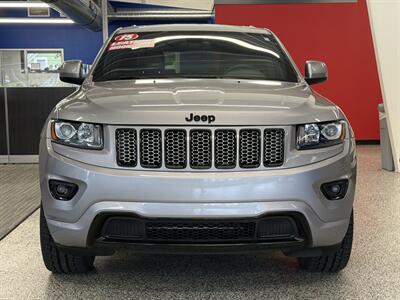 2015 Jeep Grand Cherokee Laredo   - Photo 3 - Grand Rapids, MI 49504
