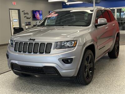 2015 Jeep Grand Cherokee Laredo   - Photo 4 - Grand Rapids, MI 49504
