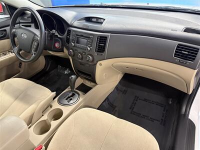 2010 Kia Optima LX - Photo 13 - Grand Rapids, MI 49504