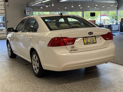 2010 Kia Optima LX - Photo 6 - Grand Rapids, MI 49504