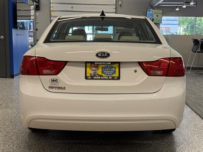 2010 Kia Optima LX - Photo 7 - Grand Rapids, MI 49504