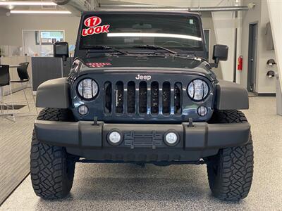 2017 Jeep Wrangler Unlimited Sport   - Photo 2 - Grand Rapids, MI 49504