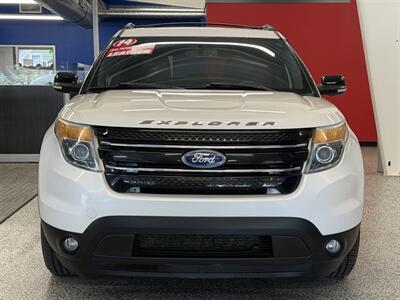 2014 Ford Explorer XLT   - Photo 2 - Grand Rapids, MI 49504
