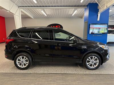 2019 Ford Escape SEL   - Photo 8 - Grand Rapids, MI 49504