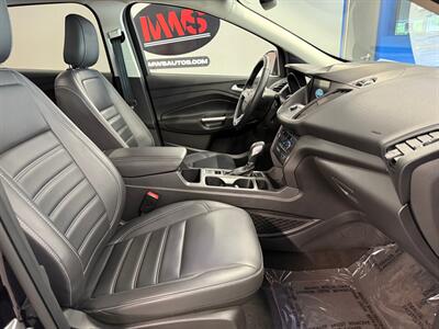 2019 Ford Escape SEL   - Photo 12 - Grand Rapids, MI 49504