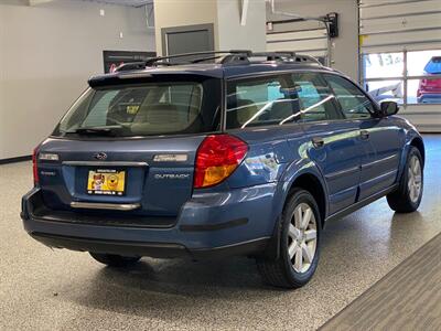 2007 Subaru Outback 2.5i Basic   - Photo 8 - Grand Rapids, MI 49504