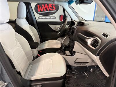 2018 Jeep Renegade Latitude   - Photo 11 - Grand Rapids, MI 49504