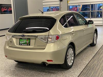 2009 Subaru Impreza 2.5i Premium   - Photo 8 - Grand Rapids, MI 49504