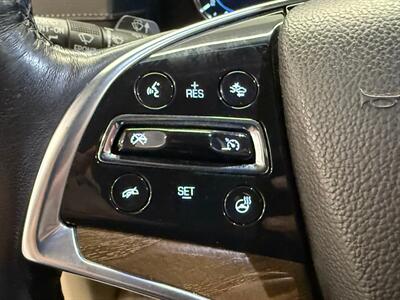 2019 Cadillac Escalade Premium Luxury   - Photo 19 - Grand Rapids, MI 49504