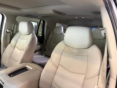2019 Cadillac Escalade Premium Luxury   - Photo 36 - Grand Rapids, MI 49504