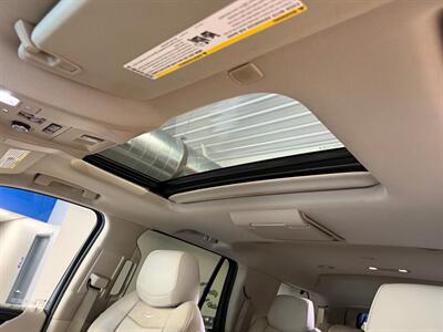 2019 Cadillac Escalade Premium Luxury   - Photo 23 - Grand Rapids, MI 49504