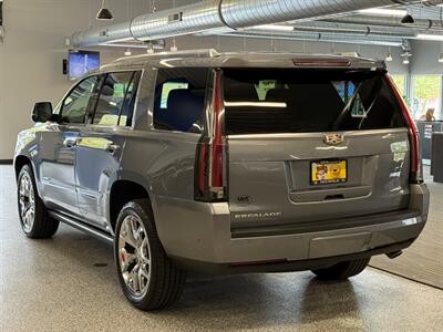 2019 Cadillac Escalade Premium Luxury   - Photo 7 - Grand Rapids, MI 49504
