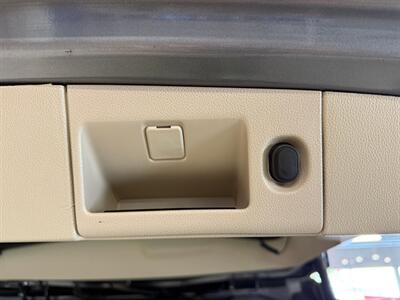 2019 Cadillac Escalade Premium Luxury   - Photo 27 - Grand Rapids, MI 49504