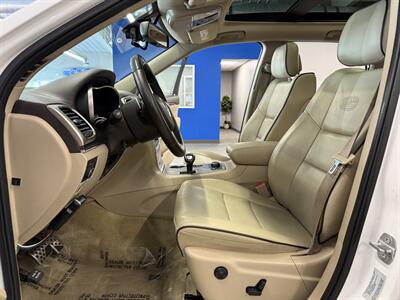 2015 Jeep Grand Cherokee Overland - Photo 8 - Grand Rapids, MI 49504
