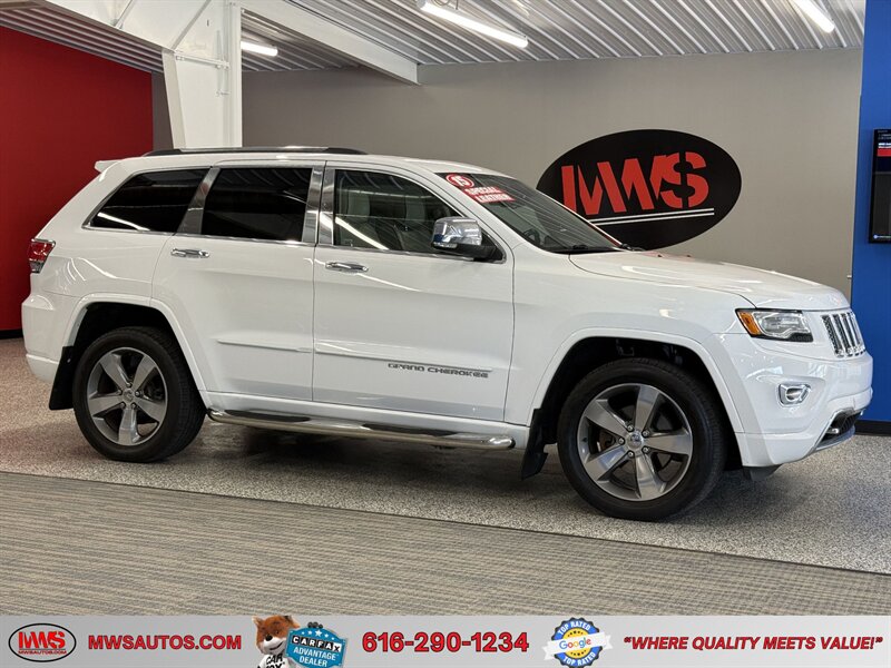 2015 Jeep Grand Cherokee Overland   - Photo 1 - Grand Rapids, MI 49504